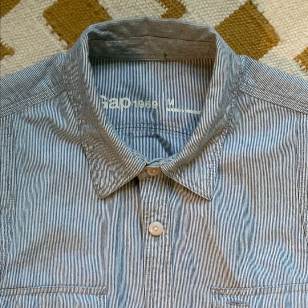 GAP button down long sleeve